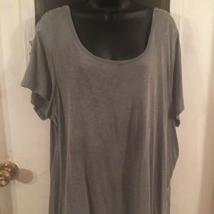 🎉3 for $20🎉Torrid strap back top size 3